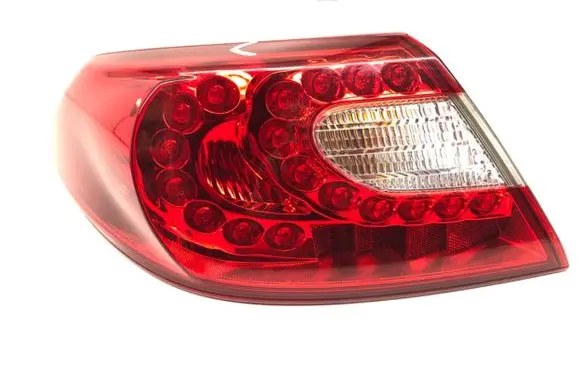 Infiniti Q70 Y51 Rear/tail lights