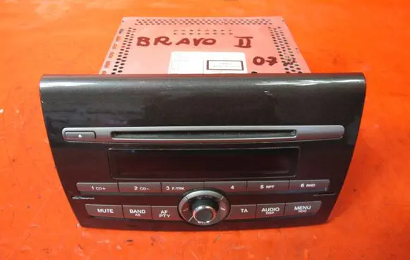 Fiat Bravo Radio/CD/DVD/GPS head unit 735515909
