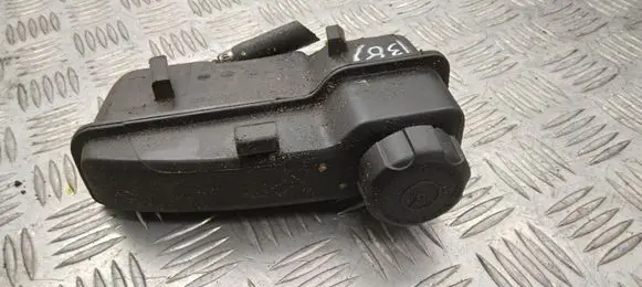 Volvo XC90 Power steering fluid tank/reservoir 30645621