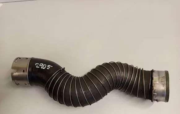 BMW 3 E90 E91 Intercooler hose/pipe 