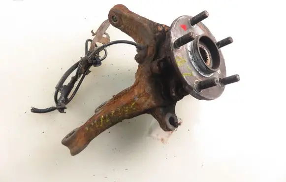 Toyota Auris 150 Front wheel hub spindle knuckle 