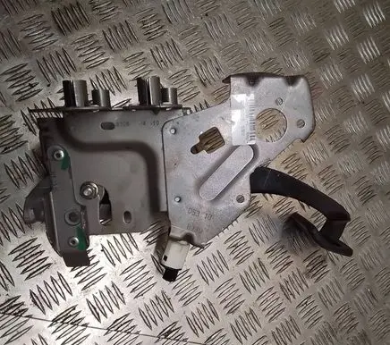 Renault Scenic III - Grand scenic III Brake pedal 465010016r