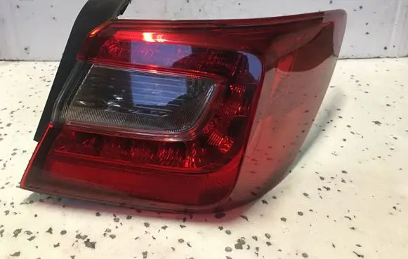 Subaru Legacy Rear/tail lights