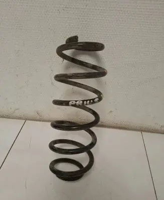 Toyota Prius (XW30) Rear coil spring