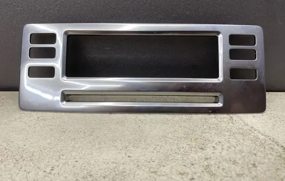 Radio/GPS head unit trim