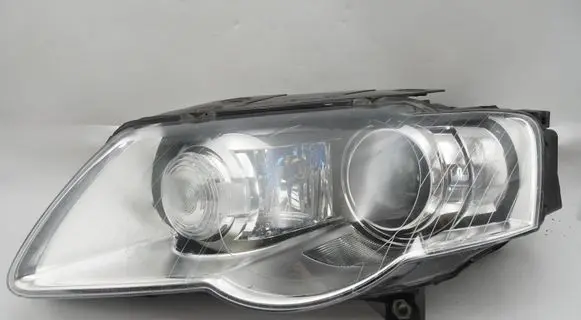 Volkswagen PASSAT B6 Headlight/headlamp 3C0941753K 4L0907391