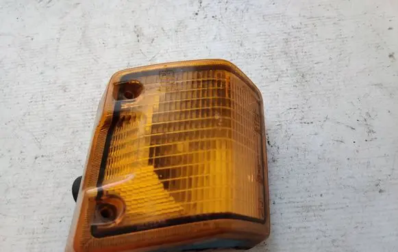 Volkswagen Transporter - Caravelle T3 Front indicator light 251953142A