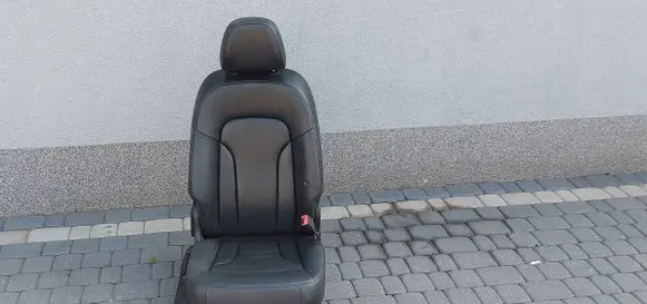 Audi Q5 SQ5 Front driver seat 