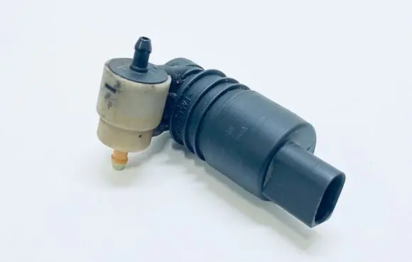 Audi A6 S6 C6 4F Windscreen/windshield washer pump 1T0955651A