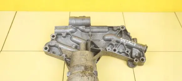 Opel Astra J Oil filter mounting bracket 55355599 A16LET