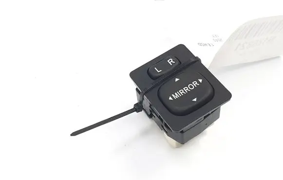 Toyota Prius (XW30) Wing mirror switch 769746C