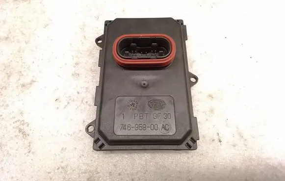 Headlight ballast module Xenon