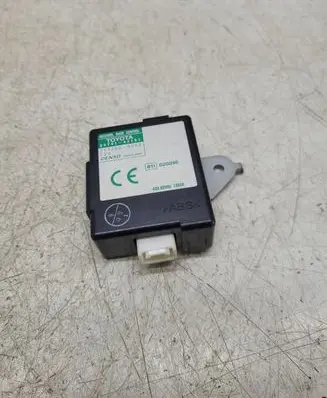 Toyota RAV 4 (XA20) Door central lock control unit/module 8974142151