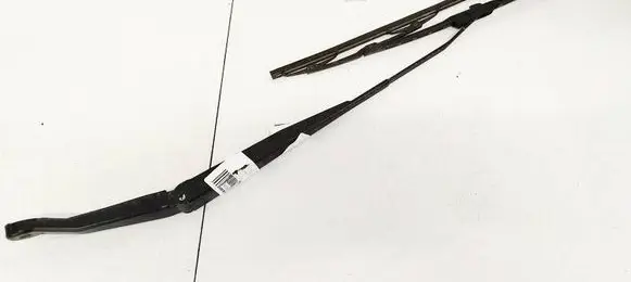 Honda CR-V Front wiper blade arm