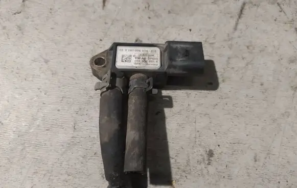 Volkswagen Touareg II Air pressure sensor 059906051A 0281006006 10120511029E