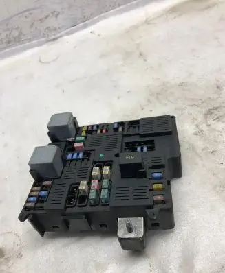 Volvo S90, V90 Fuse module 32212297