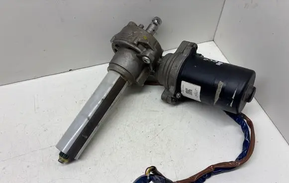 Toyota Yaris Electric power steering pump JJ002000361