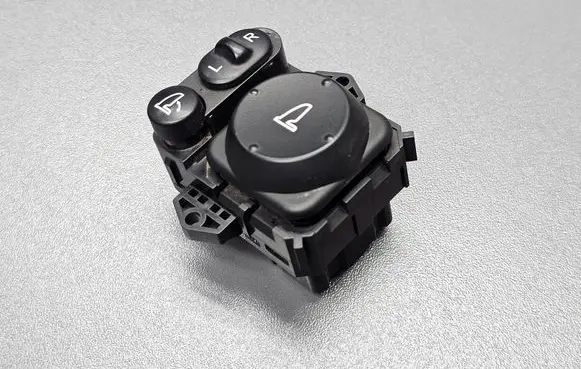 Honda Accord Wing mirror switch NH167L