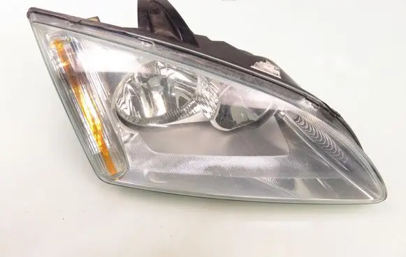 Ford Focus Headlight/headlamp 4M5113W029AC