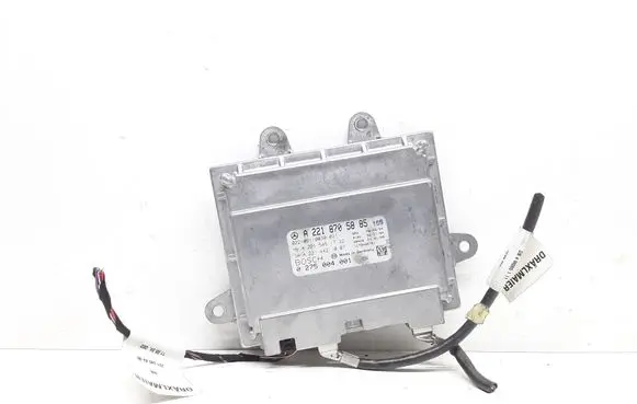 Mercedes-Benz S W221 Camera control unit module A2218705885 A2215451732 A2214421007