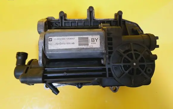Opel Meriva A Clutch slave cylinder 55566934 0132900009