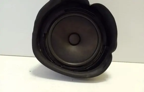 Volkswagen Eos Parcel shelf speaker 1Q0035454A 1Q0035218A