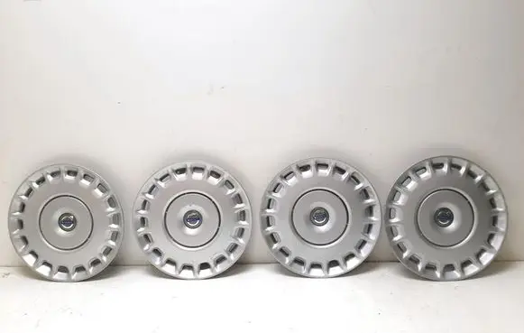 Volvo S40, V40 R12 wheel hub/cap/trim 30760329