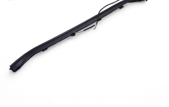 Volkswagen Touareg II Other trunk/boot trim element 7P6827711