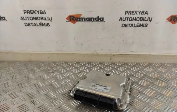 Volvo S40, V40 Engine control unit/module 30620957 EDC15C3