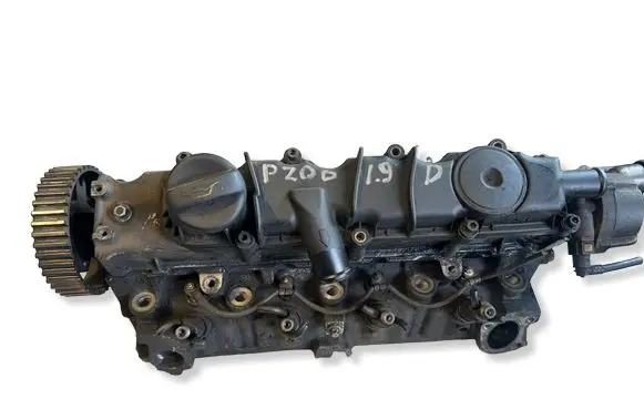 Peugeot 206 Engine head 23213