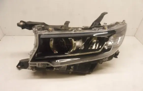 Toyota Land Cruiser (J150) Headlight/headlamp