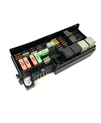 Mercedes-Benz ML W164 Fuse module A1645403372