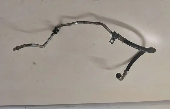 Volvo C30 Fuel line pipe 30751368