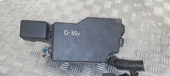 Mazda 3 II Fuse module k2441
