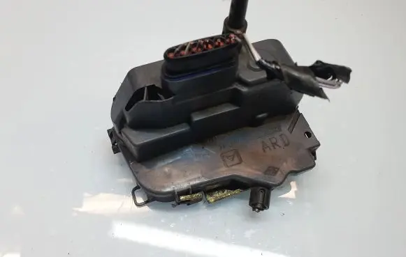 Renault Laguna II Rear door lock 009153 009153Z98 FZM779