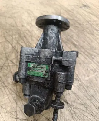 BMW X5 E53 Power steering pump 2106384