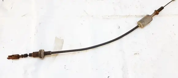 Hyundai Lantra II Handbrake/parking brake wiring cable HMCD007