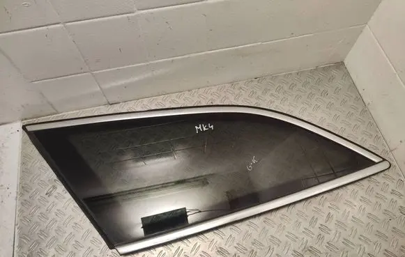 Ford Mondeo MK IV Rear side window 43R001595 DOT682AS3M3532