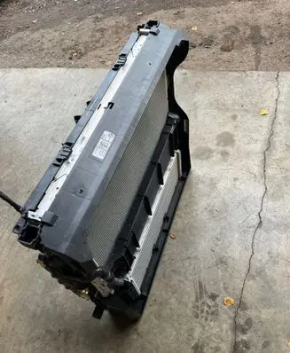 BMW X7 G07 Radiator set 8584127 8589043 8472275