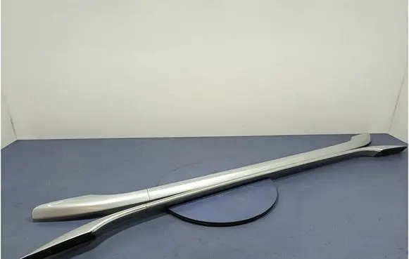 Toyota Avensis Verso Roof bar rail