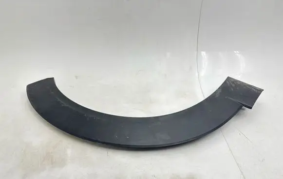 Mazda CX-30 Front arch trim DFR551W21