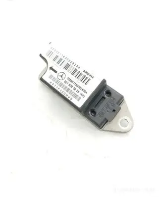 Mercedes-Benz E W210 Airbag deployment crash/impact sensor 0018205626 0003011632026204 A6T1F12CHV6