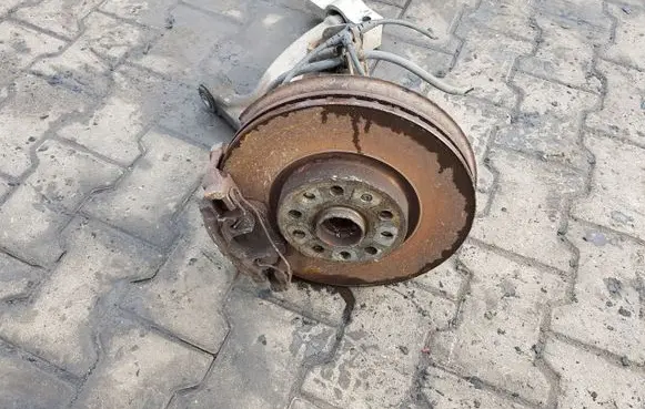 Volkswagen Tiguan Front wheel hub spindle knuckle