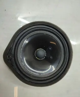 Honda HR-V Front door speaker