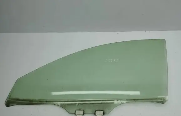 Mazda CX-5 Front door window glass four-door