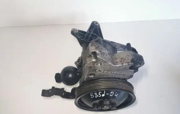 BMW 5 E60 E61 Power steering pump 61289 2112271