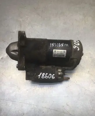 Opel Insignia A Starter motor 55353857