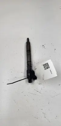 Volvo XC60 Fuel injector 31272690