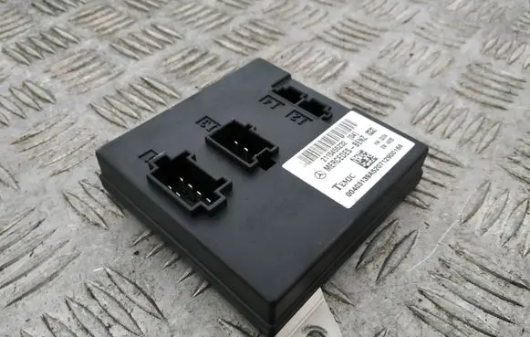 Mercedes-Benz E W211 Central body control module 2115455232