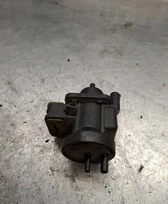 Mercedes-Benz CLK A209 C209 Turbo solenoid valve 0005450427